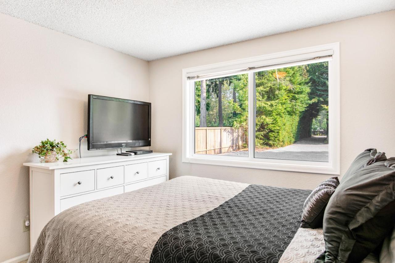 Lake Tapps Sunsets Bonney Lake Exterior foto