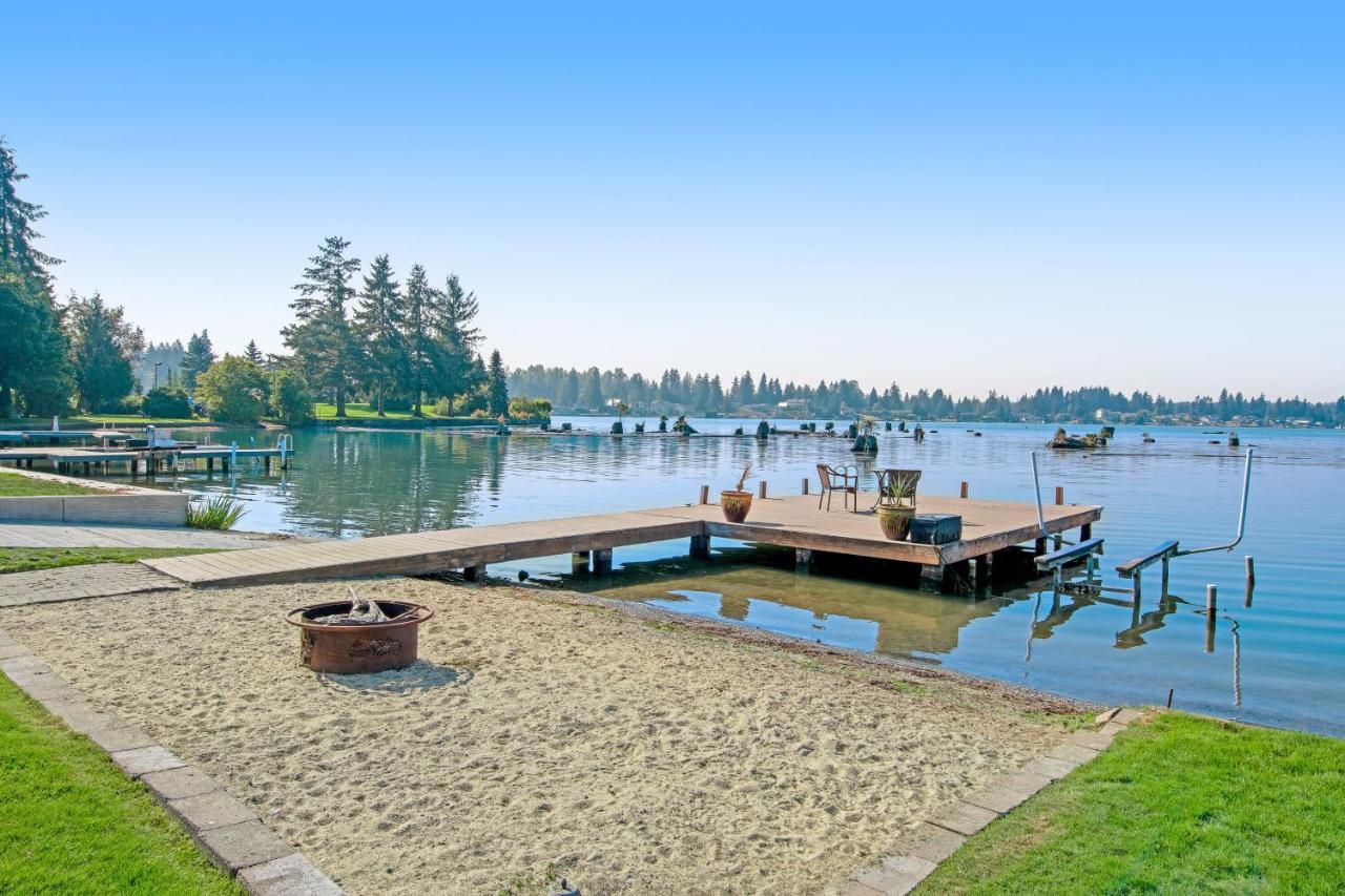 Lake Tapps Sunsets Bonney Lake Exterior foto